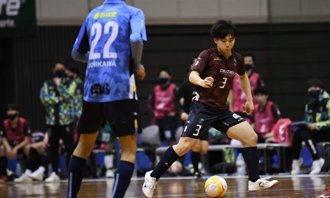 何度でも立ち上がる　── 挫折と希望のフットサル人生