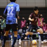 何度でも立ち上がる　── 挫折と希望のフットサル人生